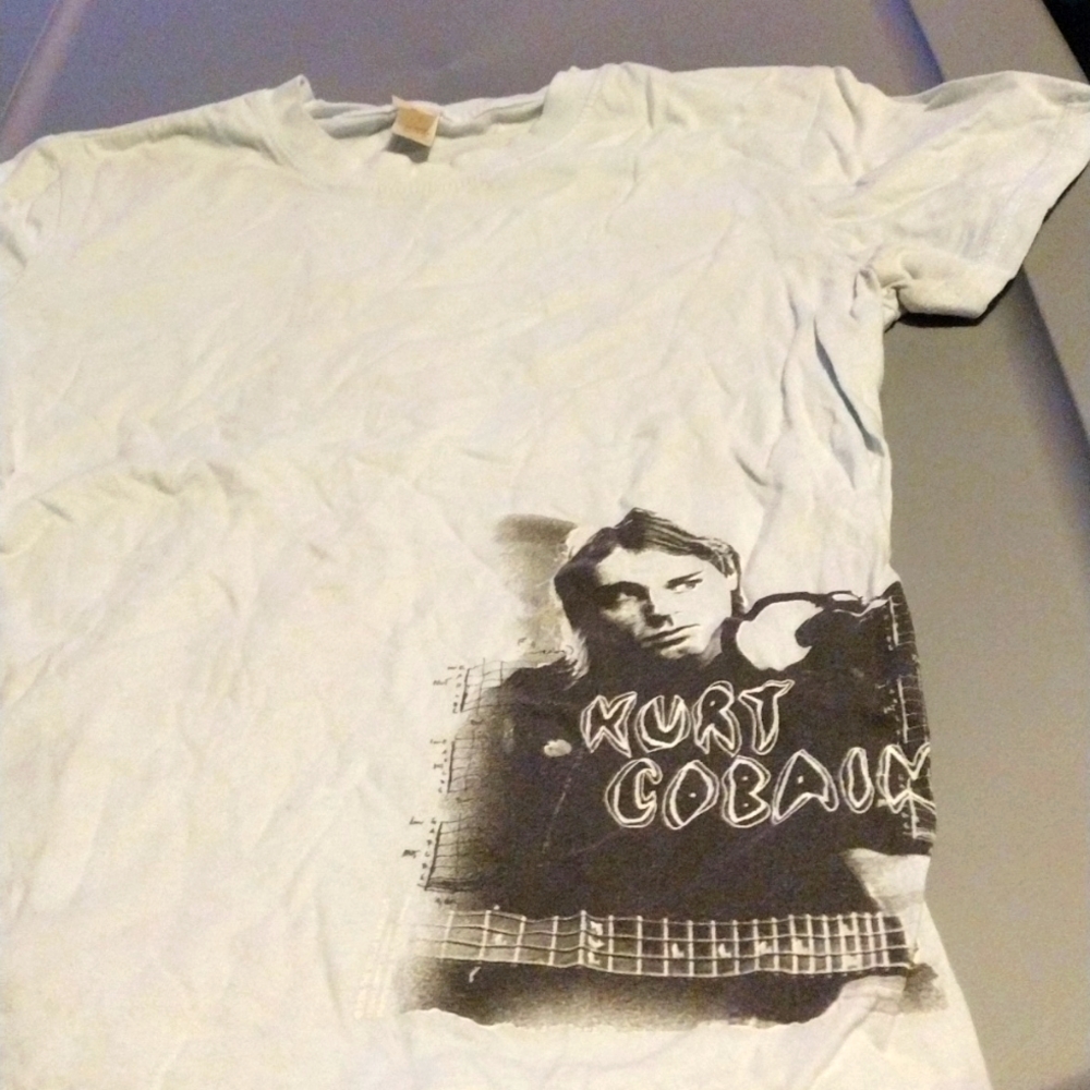 *3/$20 Bundle Deal Closet Cleanout Sale* Vintage Kurt Cobain T-shirt Large